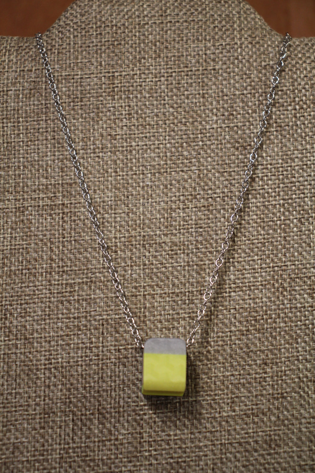 Montana Alpine Ski Edge Necklace | Yellow & Gray Slope Style Jewelry